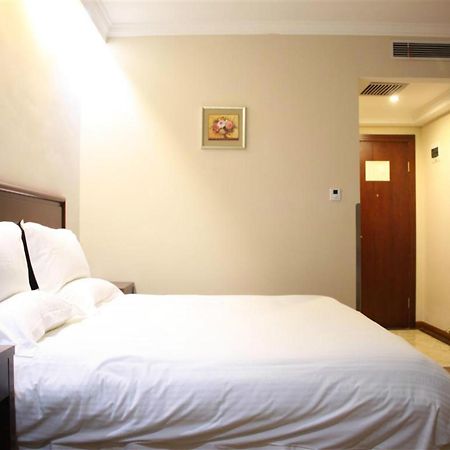 Greentree Inn Shanghai Zhongshan Hutai Hotel Zewnętrze zdjęcie