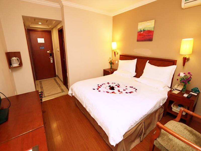 Greentree Inn Shanghai Zhongshan Hutai Hotel Zewnętrze zdjęcie